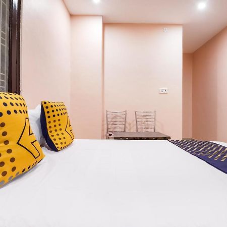 Spot On 63000 Hotel S.S. Plaza Banthra Sikandarpur Exterior foto