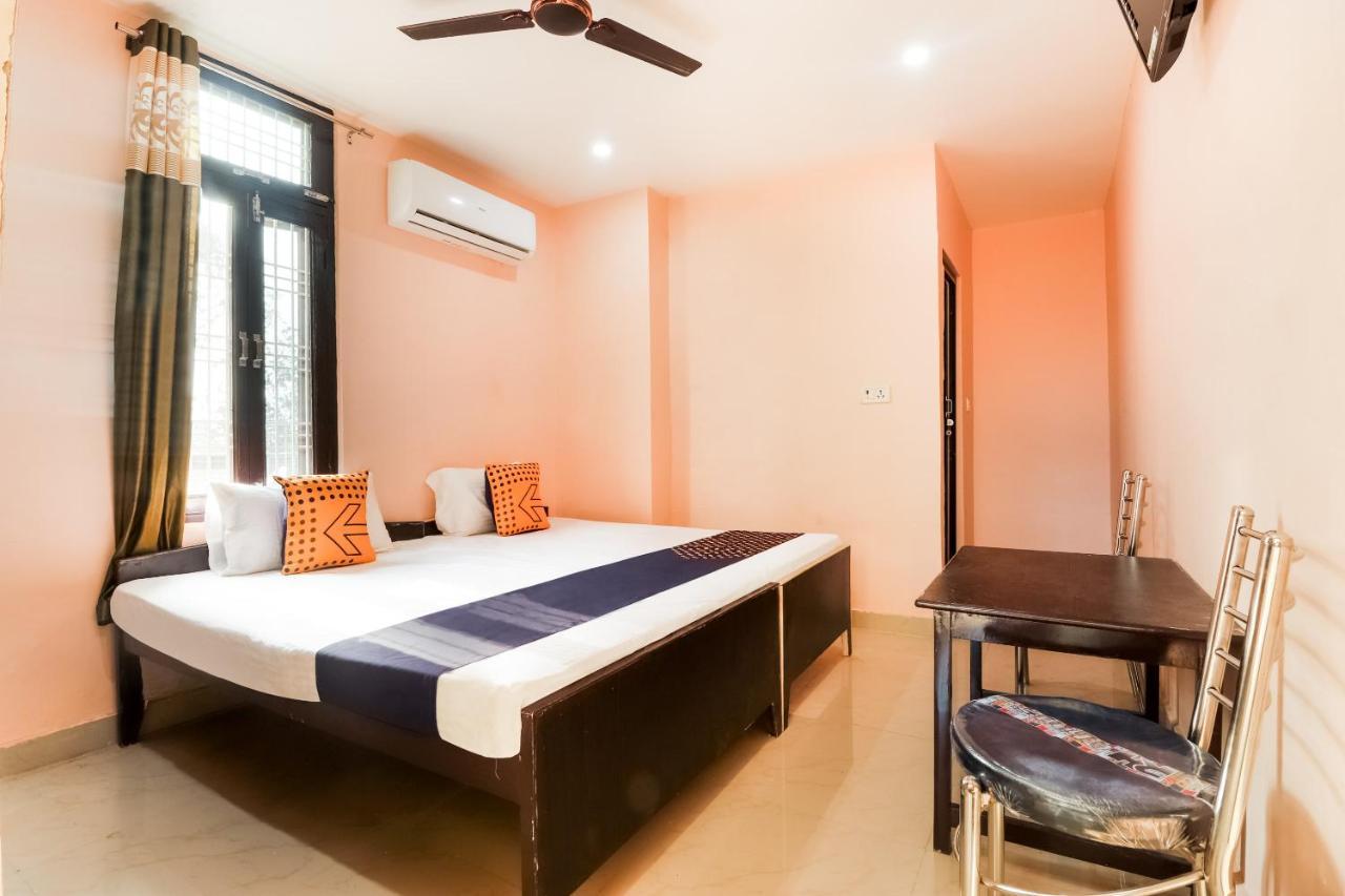 Spot On 63000 Hotel S.S. Plaza Banthra Sikandarpur Exterior foto