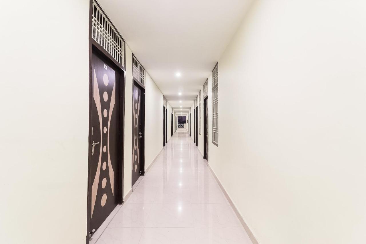 Spot On 63000 Hotel S.S. Plaza Banthra Sikandarpur Exterior foto