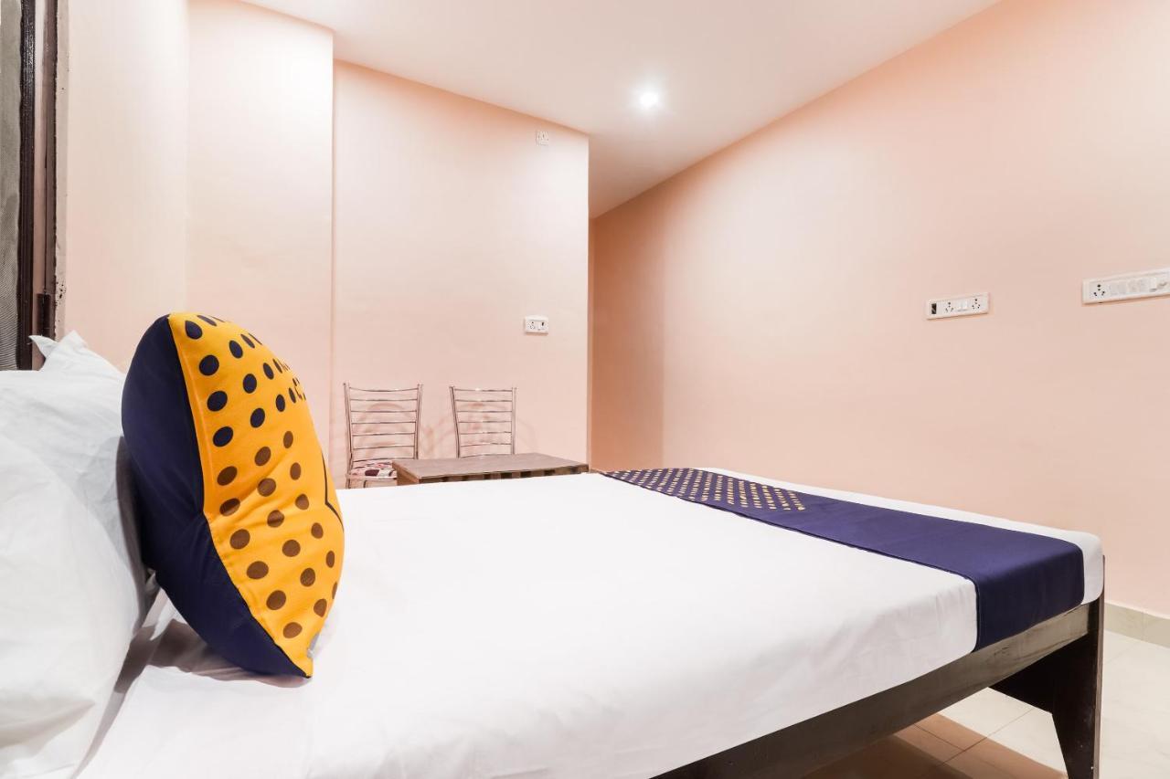 Spot On 63000 Hotel S.S. Plaza Banthra Sikandarpur Exterior foto